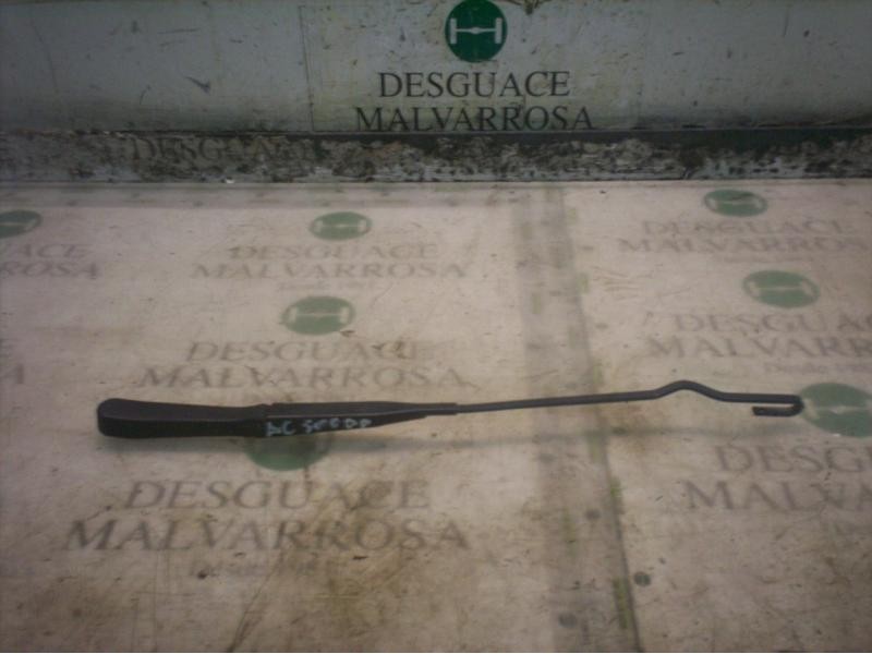 Recambio de brazo limpia delantero derecho para opel astra g berlina comfort referencia OEM IAM   