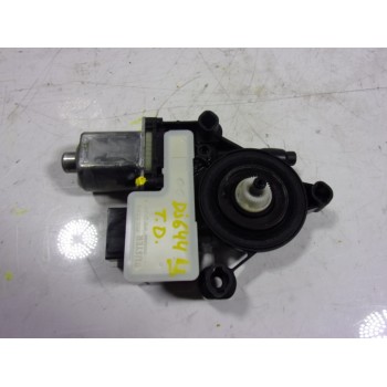 MOTOR ELEVALUNAS TRASERO DERECHO 5Q0959408A 5Q0959812E 