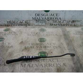 BRAZO LIMPIA DELANTERO DERECHO 