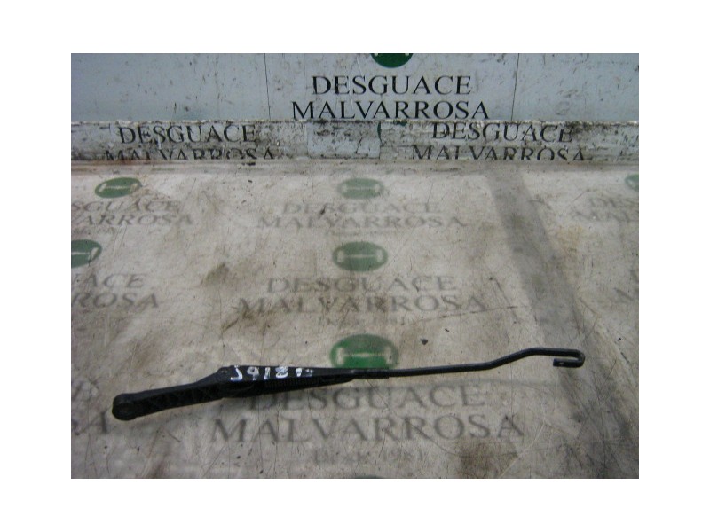 Recambio de brazo limpia delantero derecho para seat ibiza (6k1) stella referencia OEM IAM   