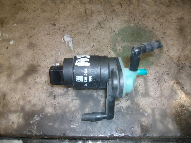 Recambio de bomba limpia para opel meriva essentia referencia OEM IAM   