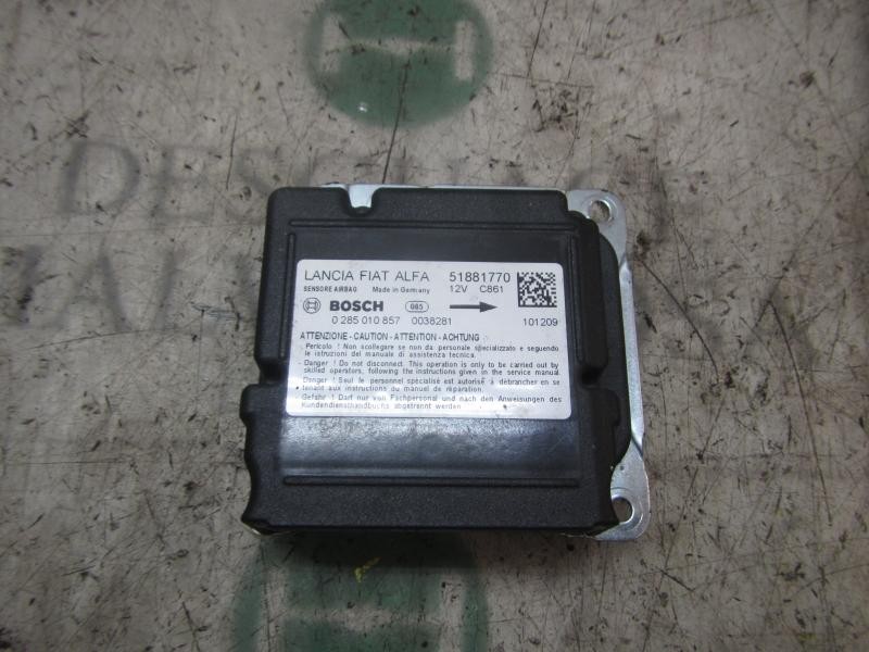 Recambio de centralita airbag para fiat doblo 1.3 16v jtd cat referencia OEM IAM 51881770 51881770 0285010857