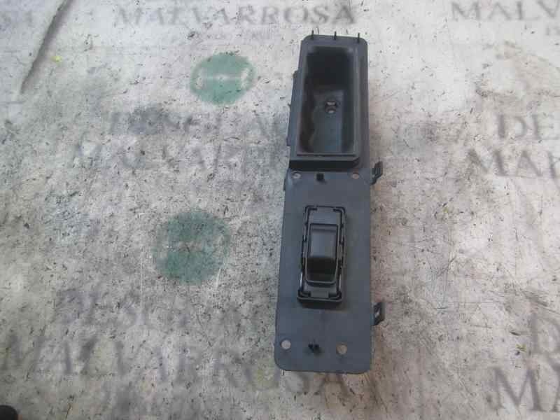 Recambio de mando elevalunas trasero derecho para chrysler jeep compass limited referencia OEM IAM 56040693AD  