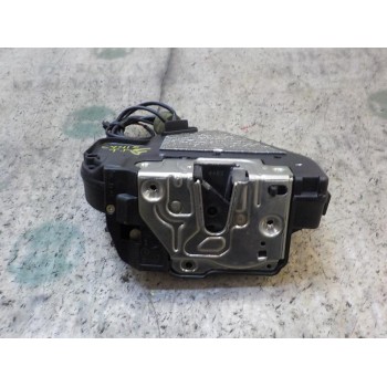 CERRADURA PUERTA TRASERA DERECHA A2117300635 