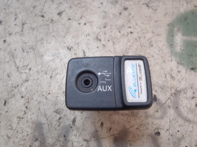 Recambio de modulo electronico para fiat punto (199) 1.2 cat referencia OEM IAM 735547937  