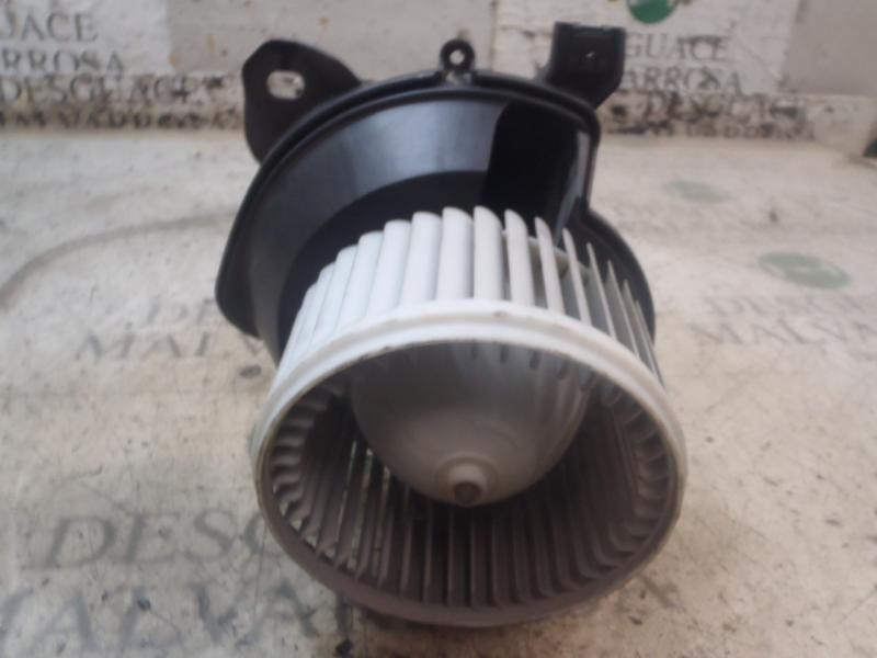 Recambio de motor calefaccion para fiat punto (199) 1.2 cat referencia OEM IAM 77364956 164230100 164230100