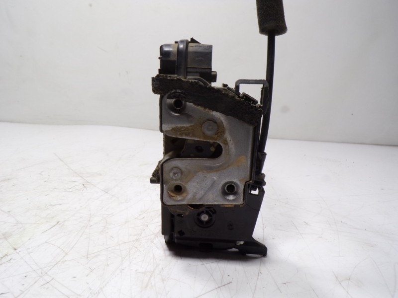 Recambio de cerradura puerta trasera derecha para renault captur 1.5 dci diesel fap energy referencia OEM IAM 805027072R 8050270