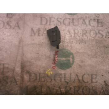 MANDO ELEVALUNAS DELANTERO DERECHO 