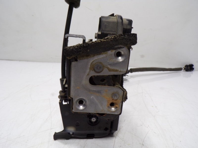 Recambio de cerradura puerta trasera izquierda para renault captur 1.5 dci diesel fap energy referencia OEM IAM 805034742R 80503