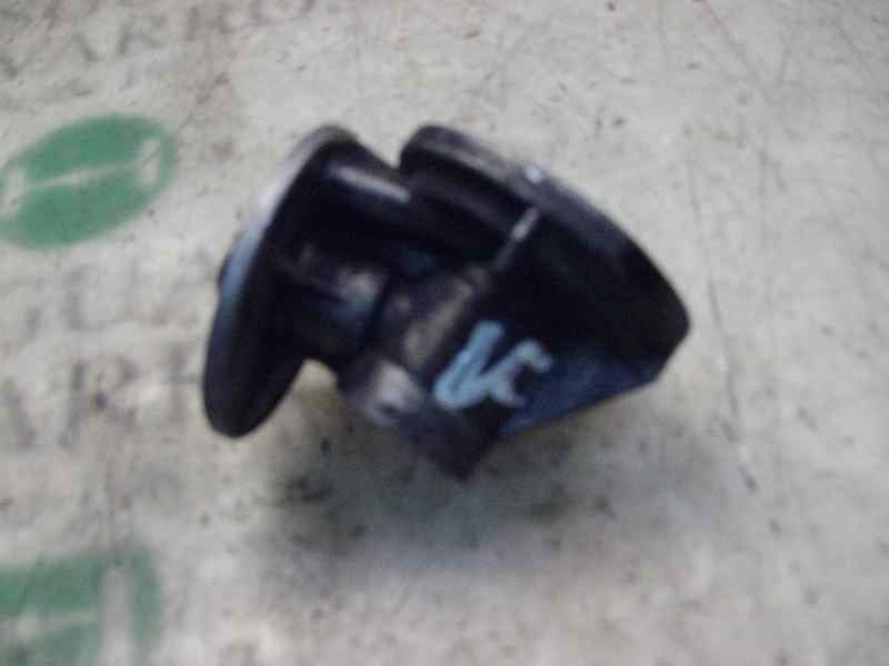 Recambio de soporte filtro aceite para renault clio ii fase i (b/cbo) referencia OEM IAM   