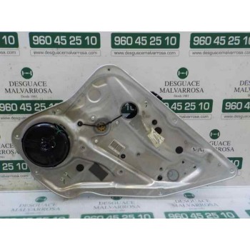 ELEVALUNAS TRASERO DERECHO A2047300879 A2047300479 