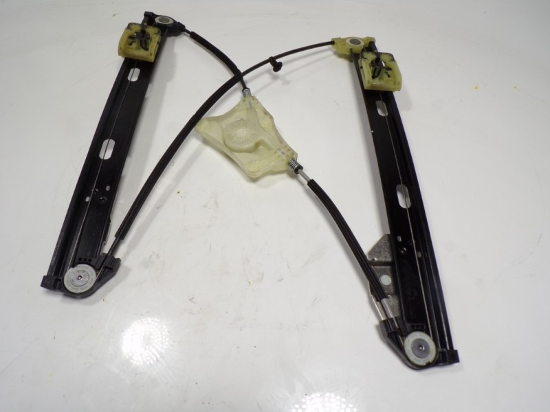 Recambio de elevalunas delantero derecho para seat arona 1.0 tsi referencia OEM IAM 6F9837462 6E9837462 