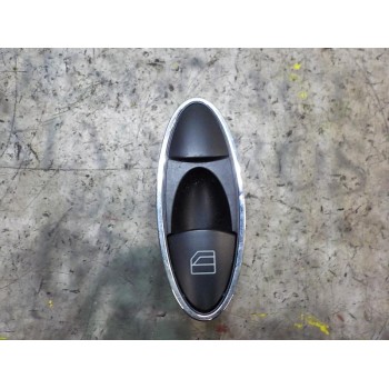 MANDO ELEVALUNAS TRASERO DERECHO A21182186517167 A2118218651 