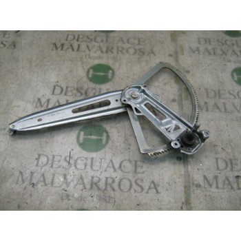 ELEVALUNAS TRASERO DERECHO 