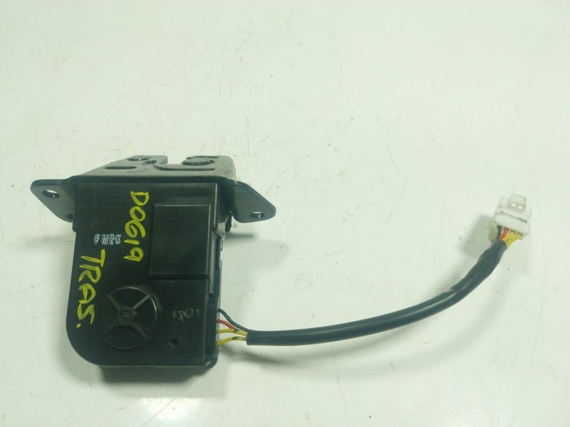 Recambio de cerradura maletero / porton para kia rio iii (ub) 1.2 cvvt referencia OEM IAM 812301W210  