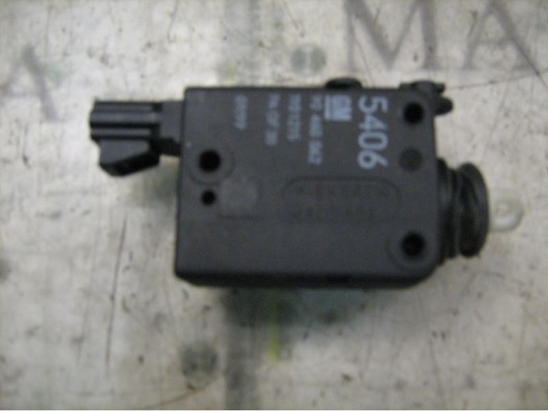 Recambio de motor c/c porton para opel zafira a club referencia OEM IAM   