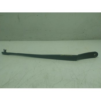 BRAZO LIMPIA DELANTERO DERECHO 61617203156 