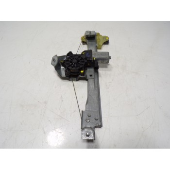 ELEVALUNAS TRASERO DERECHO 827009380R 9030352A 