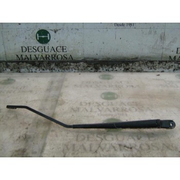 BRAZO LIMPIA DELANTERO DERECHO 