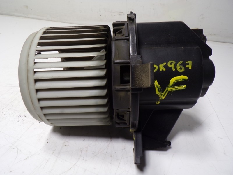 Recambio de motor calefaccion para citroën c-elysée 1.6 hdi fap referencia OEM IAM 1609170880 5P433 