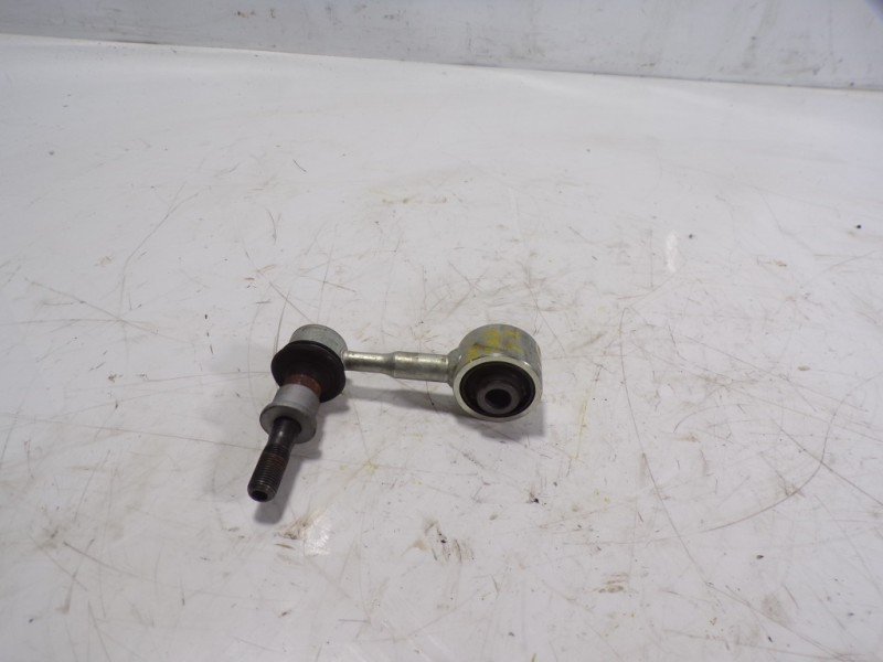 Recambio de tirante trasero izquierdo para lexus ux (za10) 250h referencia OEM IAM 4883047010  