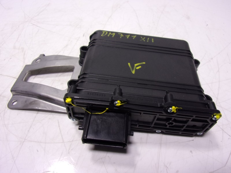 Recambio de modulo electronico para toyota yaris 1.5 vvti hev referencia OEM IAM 89680K0010 89680K0010 