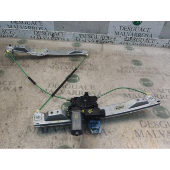 ELEVALUNAS DELANTERO DERECHO 