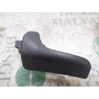 MANETA INTERIOR DELANTERA IZQUIERDA 