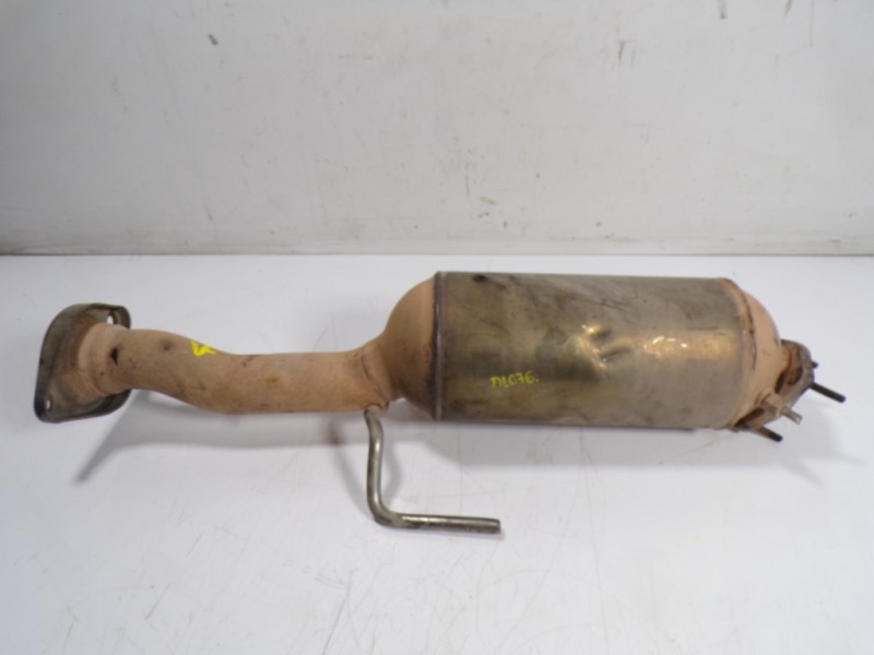 Recambio de filtro de particulas para jeep commander 3.0 v6 crd limited referencia OEM IAM 52090351AC  