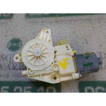 MOTOR ELEVALUNAS TRASERO IZQUIERDO A2048200542 A2048200542 0130822505