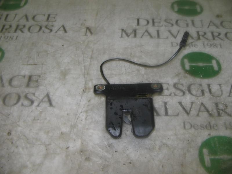 Recambio de cerradura maletero / porton para audi 100 berlina (c4) básico referencia OEM IAM   
