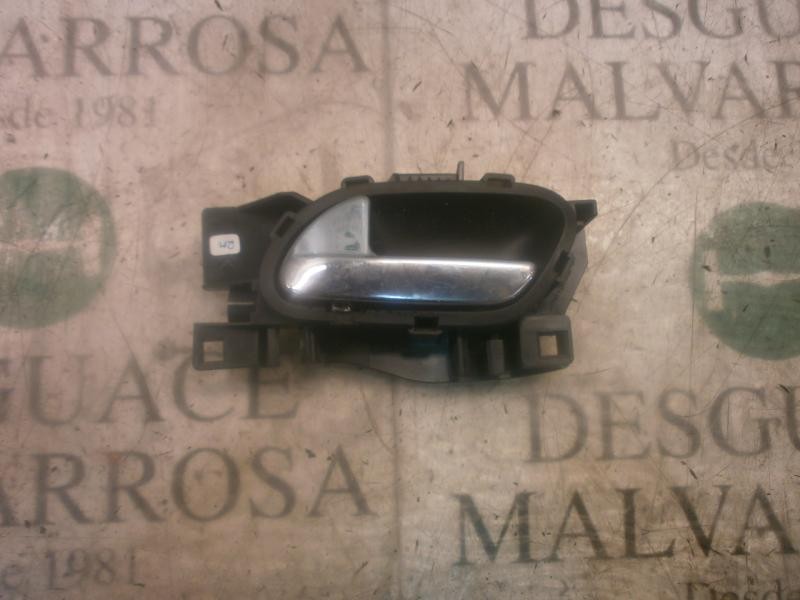 Recambio de maneta interior delantera izquierda para peugeot 207 xs referencia OEM IAM   