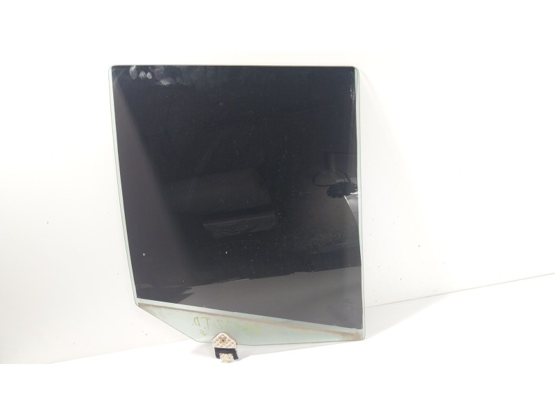 Recambio de cristal puerta trasero derecho para land rover discovery iv (l319) 3.0 td 4x4 referencia OEM IAM LR041902  