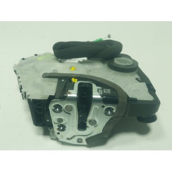 CERRADURA PUERTA DELANTERA DERECHA 6903078120 2401231338 