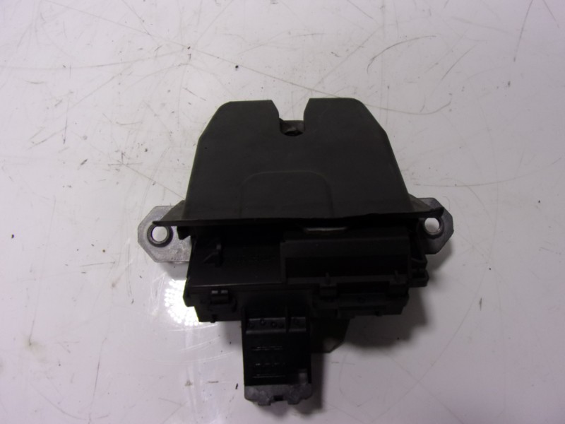 Recambio de cerradura maletero / porton para ford c-max 1.6 tdci cat referencia OEM IAM 1920840 01041155003 