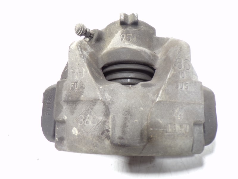 Recambio de pinza freno delantera derecha para renault captur 1.5 dci diesel fap energy referencia OEM IAM 410018218R  