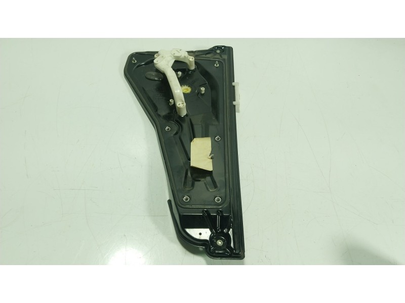 Recambio de elevalunas trasero izquierdo para land rover discovery iv (l319) 3.0 td 4x4 referencia OEM IAM LR013872 AH2227001AA 