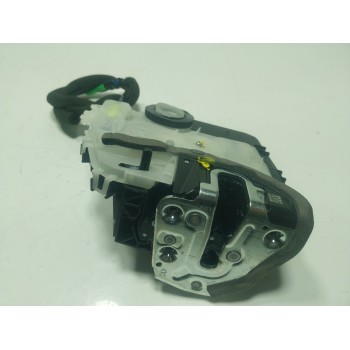 CERRADURA PUERTA TRASERA DERECHA 6905078030 2401231438 
