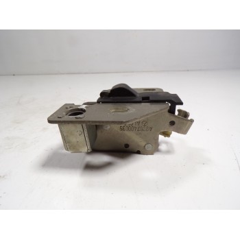 CERRADURA PUERTA TRASERA DERECHA A9067400035 