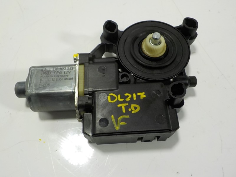 Recambio de motor elevalunas trasero derecho para volkswagen polo (6c1) 1.4 tdi referencia OEM IAM 6R0959812NZ00 6R0959812N 