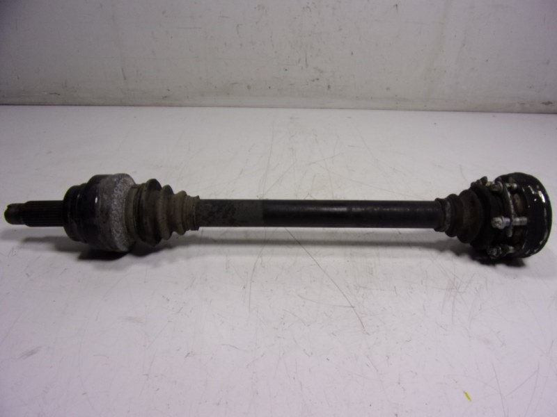 Recambio de transmision trasera izquierda para bmw x6 (e71) 3.0d referencia OEM IAM 33207582141 P756455804 