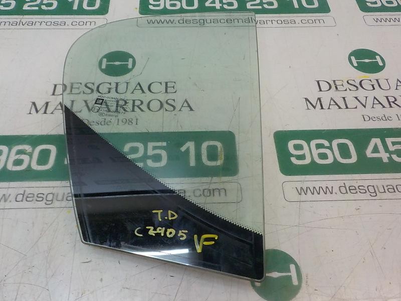 Recambio de cristal custodia trasero derecho para opel corsa e selective referencia OEM IAM 13436992  