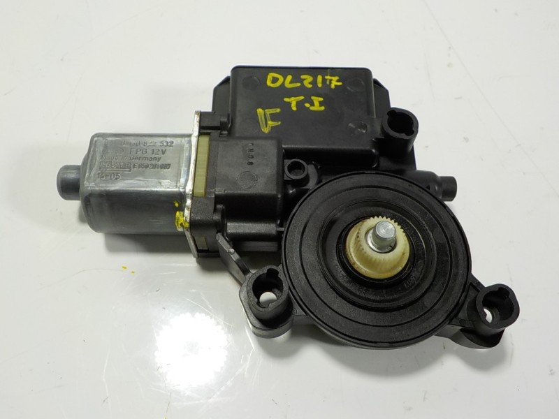 Recambio de motor elevalunas trasero izquierdo para volkswagen polo (6c1) 1.4 tdi referencia OEM IAM 6R0959811NZ00 6R0959811N 