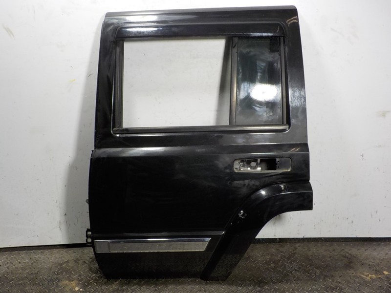 Recambio de puerta trasera izquierda para jeep commander 3.0 v6 crd limited referencia OEM IAM 55396497AC  
