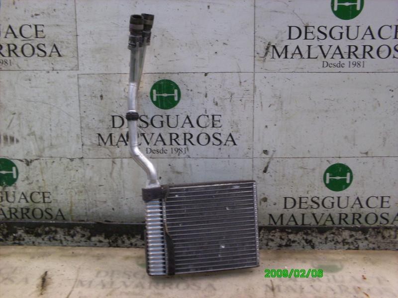 Recambio de radiador calefaccion / aire acondicionado para ford focus berlina (cap) ghia referencia OEM IAM   