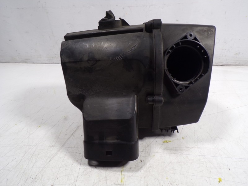 Recambio de filtro aire para audi a1 (8x) 1.6 tdi referencia OEM IAM 6R0129607E  