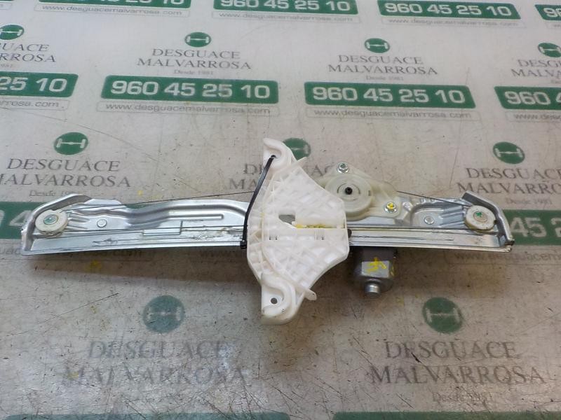 Recambio de elevalunas trasero derecho para hyundai kona pure referencia OEM IAM 83404J9000 82450J9000 