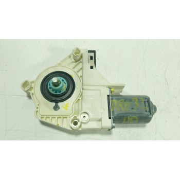 MOTOR ELEVALUNAS DELANTERO DERECHO LR015450 AH2214B552AA 