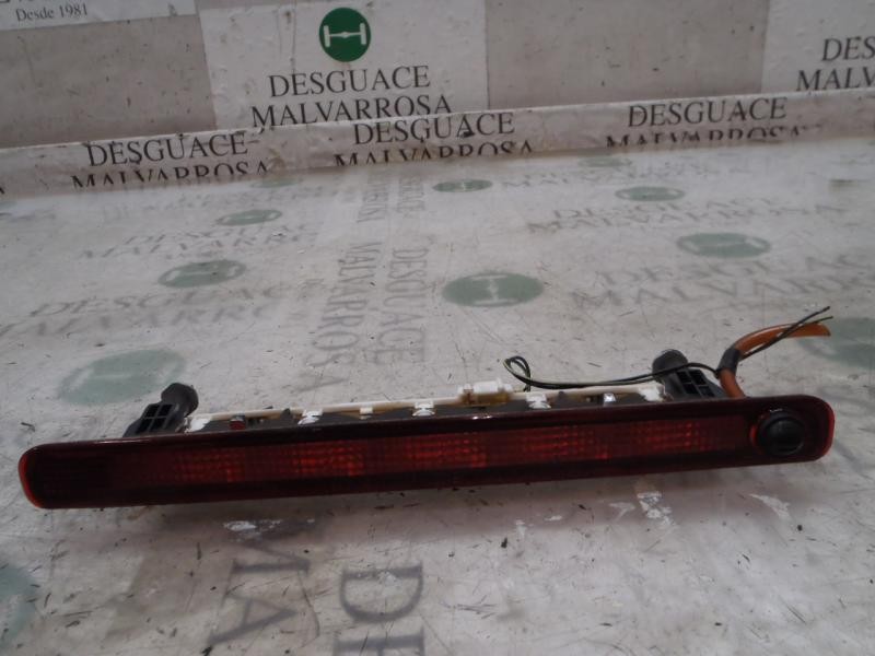 Recambio de piloto trasero central para suzuki sx4 rw (ey) gl referencia OEM IAM 3582079J00  