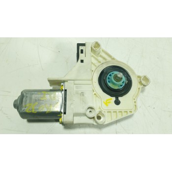 MOTOR ELEVALUNAS DELANTERO IZQUIERDO LR015451 AH2215B553AA 